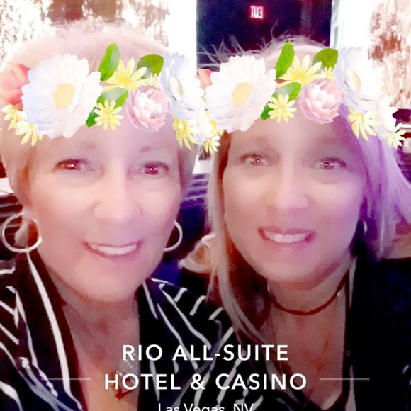 Meet your Posher, Teri - Picture 3 of 9